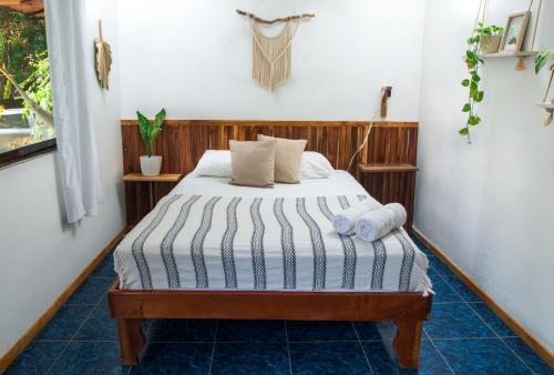 1 queen bed