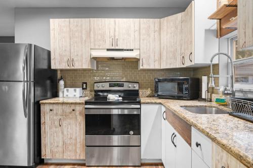 Cabin Oasis - Nestled in the Woods Seclusion in Blakeslee 