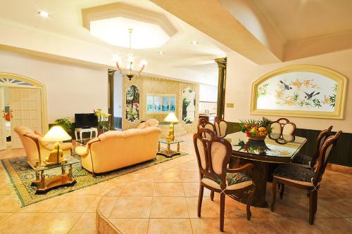 Instalaciones, Paradise Garden Hotel and Convention Boracay Powered by ASTON in Isla de Borácay