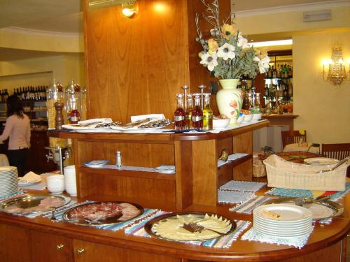 Hotel Lario - image 11