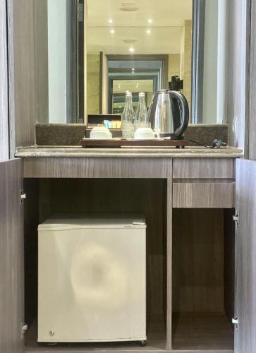 Premium Double or Twin Room image 10