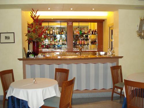 Hotel Lario - image 9