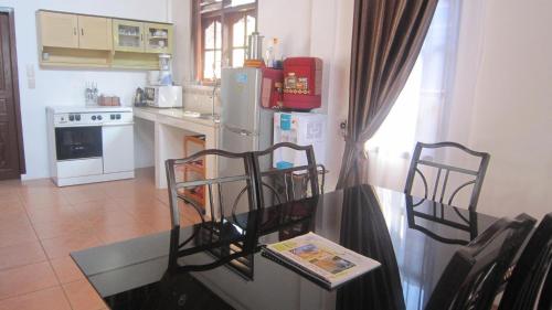 Horas Family Home – Tuktuk Siadong