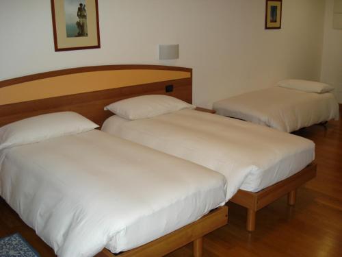 Guestroom, Hotel Lario in Tremezzo
