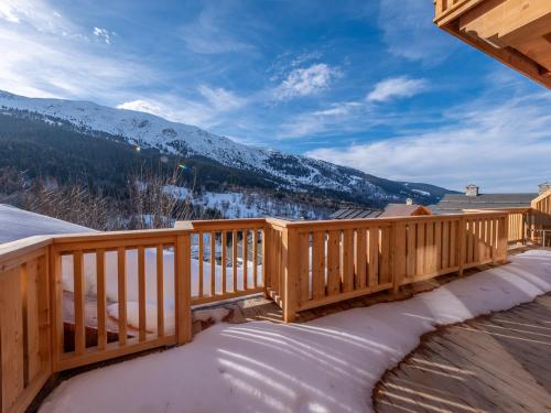 Appartement de luxe 4 chambres avec conciergerie 5*, vue sur montagne - FR-1-613-120 in Lezeretta