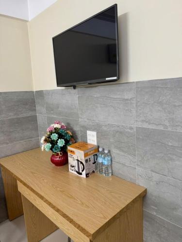 Family Room image 1