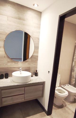 Duplex con Patio y Parrilla in 바리오 파르케 루로