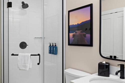 Two-Bedroom Apartment image 2