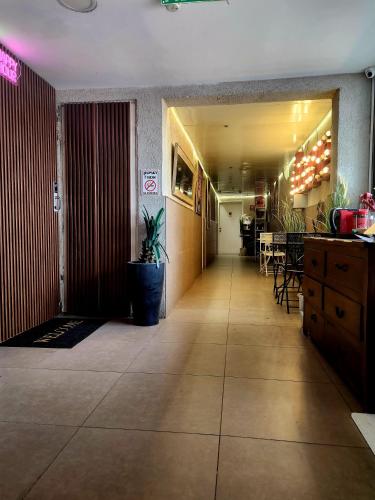 Fojė, Amdar  Hostel in Eilatas