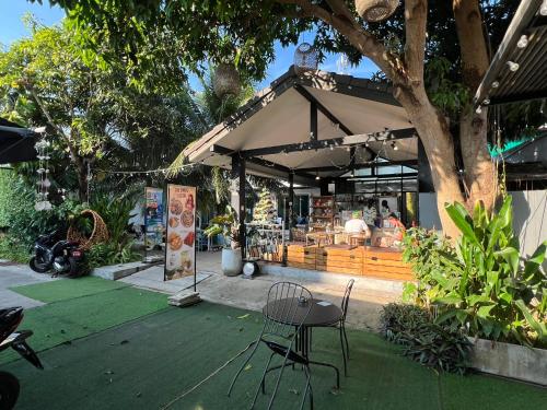 Előcsarnok, The Snug Airportel in Phuket