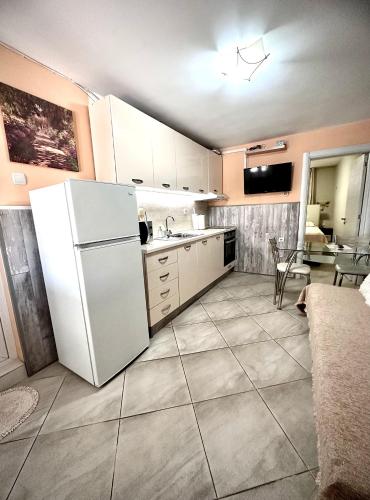 Facilities, Emanuela SunnySide in Kavala