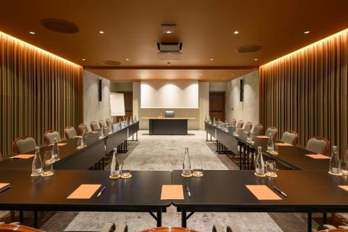 The Lodge Wine & Business Hotel - image 4