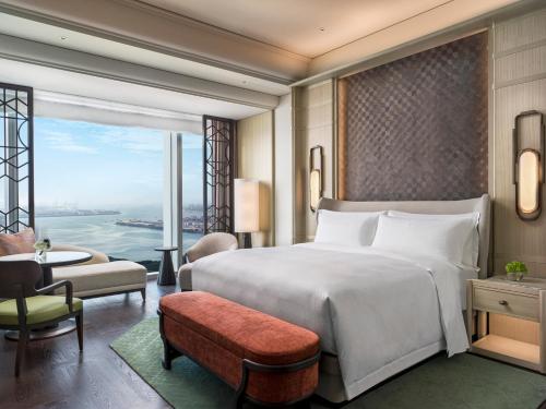 Double room, deluxe, grand, bay view