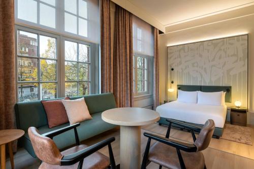 The College Hotel - image 14