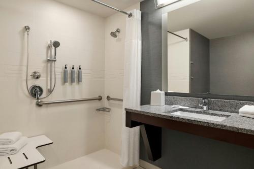 Residence Inn by Marriott Chicago Wilmette/Skokie - image 11