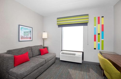 Hampton Inn Selma - image 11