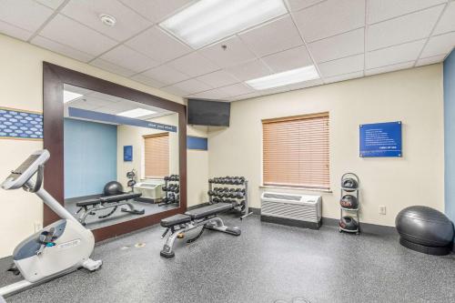 Hampton Inn Brighton - image 13