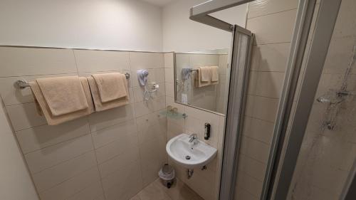 Zimmer mit 2 einzelbetten