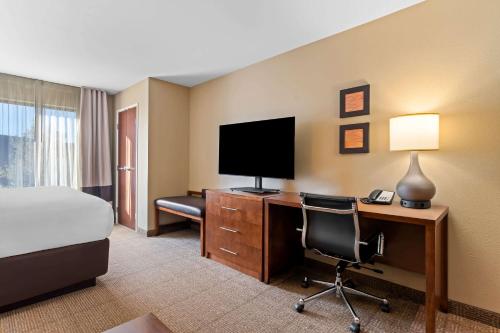 Comfort Inn & Suites Avera Southwest - image 6