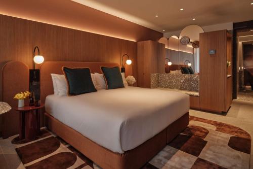 room detail thumbnail 0