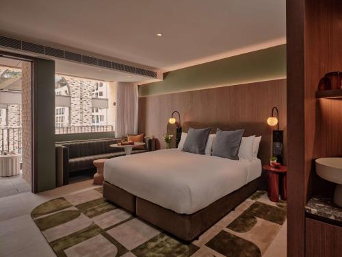 The EVE Hotel Sydney - image 10