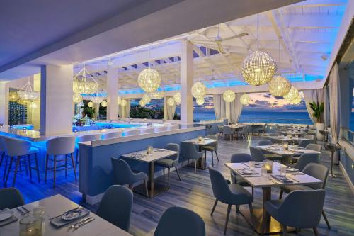 Restorāns, The Westin St. Thomas Beach Resort & Spa in Bellevue