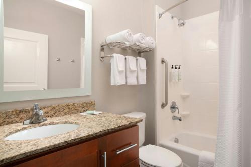 TownePlace Suites by Marriott Laredo - image 10