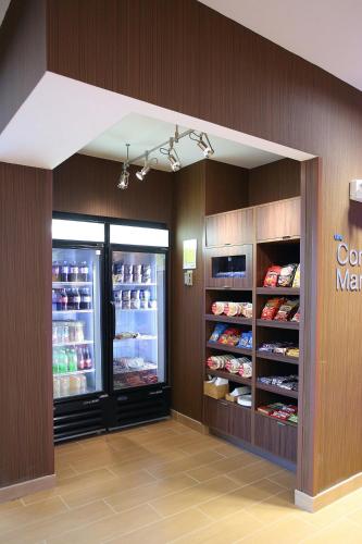 Fairfield Inn & Suites by Marriott East Grand Forks - image 10
