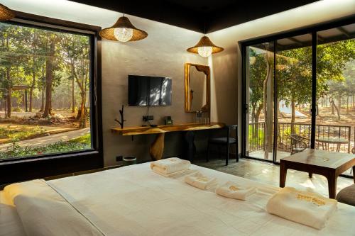 Hotel Sonar Bangla Joypur Forest in Bankura