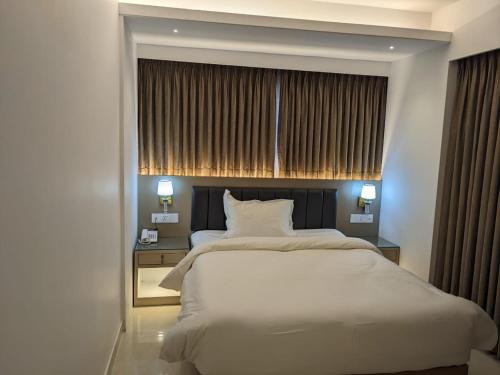 i-Suites Residence & Restaurant in Baroipara