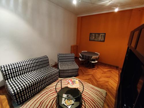 Bell'appartamento in Cit Turin, Interamente ristrutturato, Turín (fotografie 10)