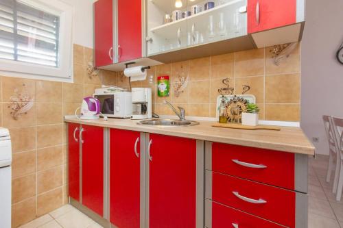 Apartments Marijana - image 8