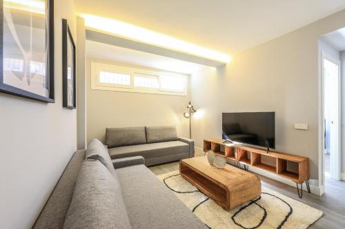 apartamentos reformados ACT - image 2