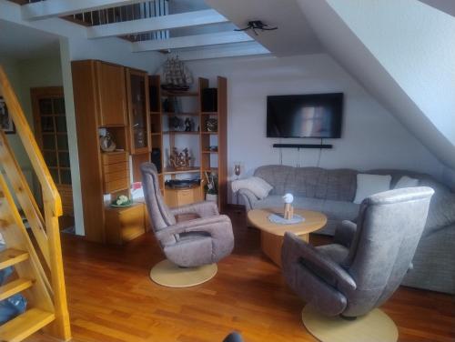 One-Bedroom Apartment with Balcony