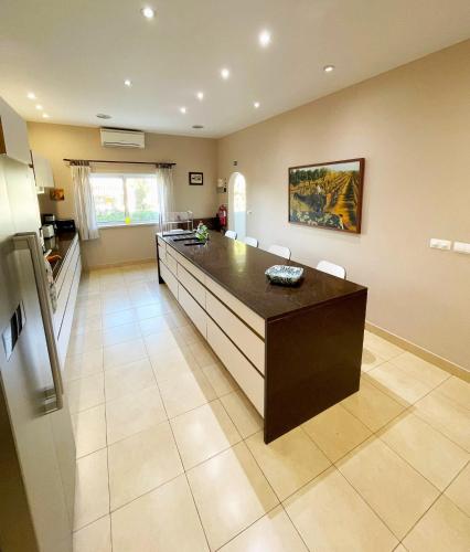 Kitchen, Villa Mandarin in Sesmarias