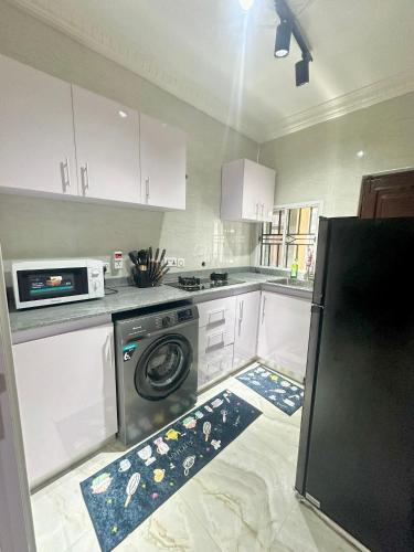 Hantrope Apartments in Alli Iwo