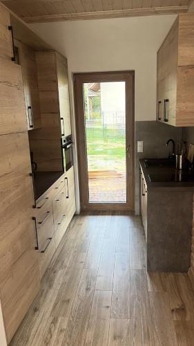 3 bedrooms, 6 beds