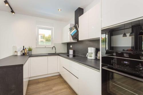 Konyha, Holiday Home Greta in Breg