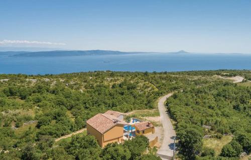 Villa with Pool and Sea View