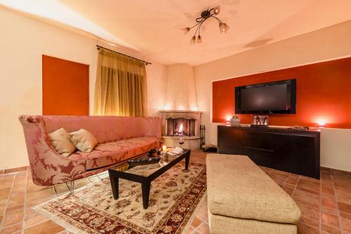 Avalon Boutique Suites Hotel - image 6