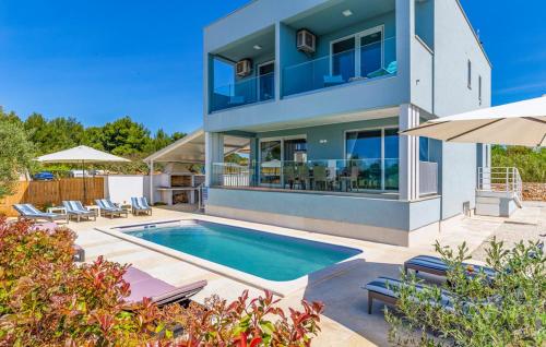 Villa with Sea View