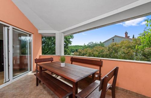 ระเบียง/ชานเรือน, Villa Vintiana in วินทิยัน