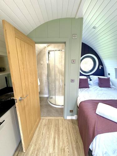 Rowan Hobbit Pod at Cowbridge Cabins in Cowbridge