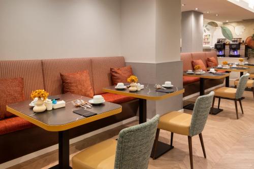 Catalonia Goya - image 14