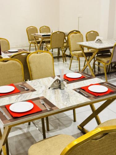 餐廳, Hotel Ashirwad in 帕提亞拉