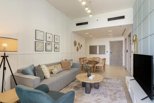 Stylish 3 Bedroom in JVC, Dubai