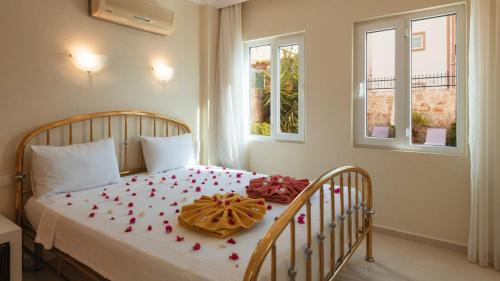 Kalkan 4 Bedroom Villa - 7853 F - image 4
