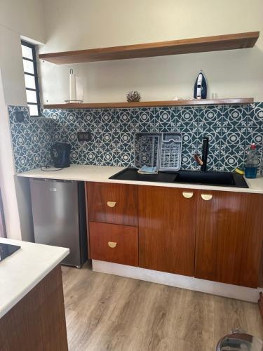 One-Bedroom Apartment image 3