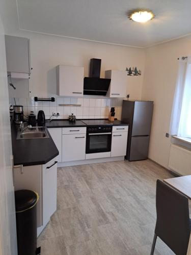 廚房, Family House in 萊法伊姆