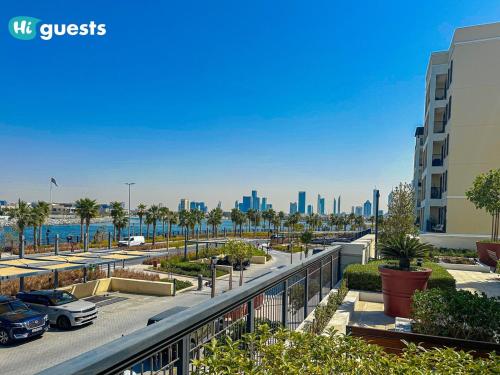 HiGuest - Coastal Luxury 2BR in La Mer Beachside Bliss near Bungalo34